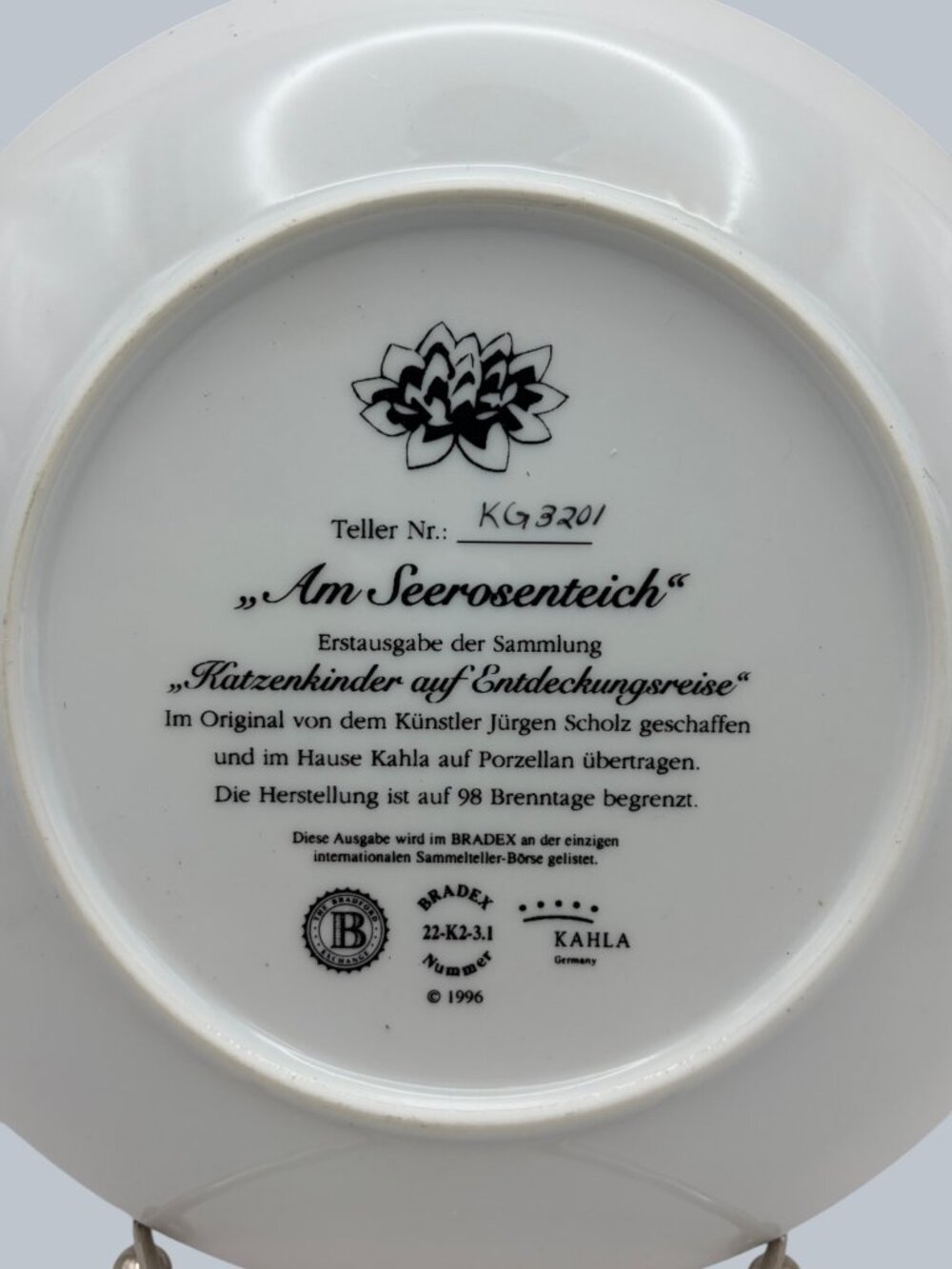 VTG 1996 Bradex Kahla Germany “Am Seerosenteich” Kitten Collector Plate Jürgen - Picture 5 of 8